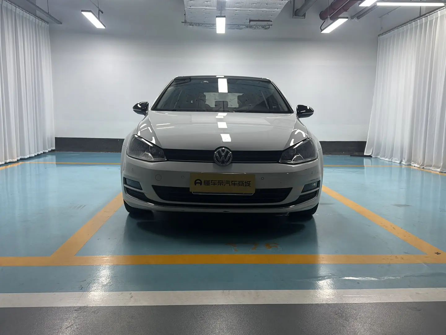 Volkswagen Golf  из Китая