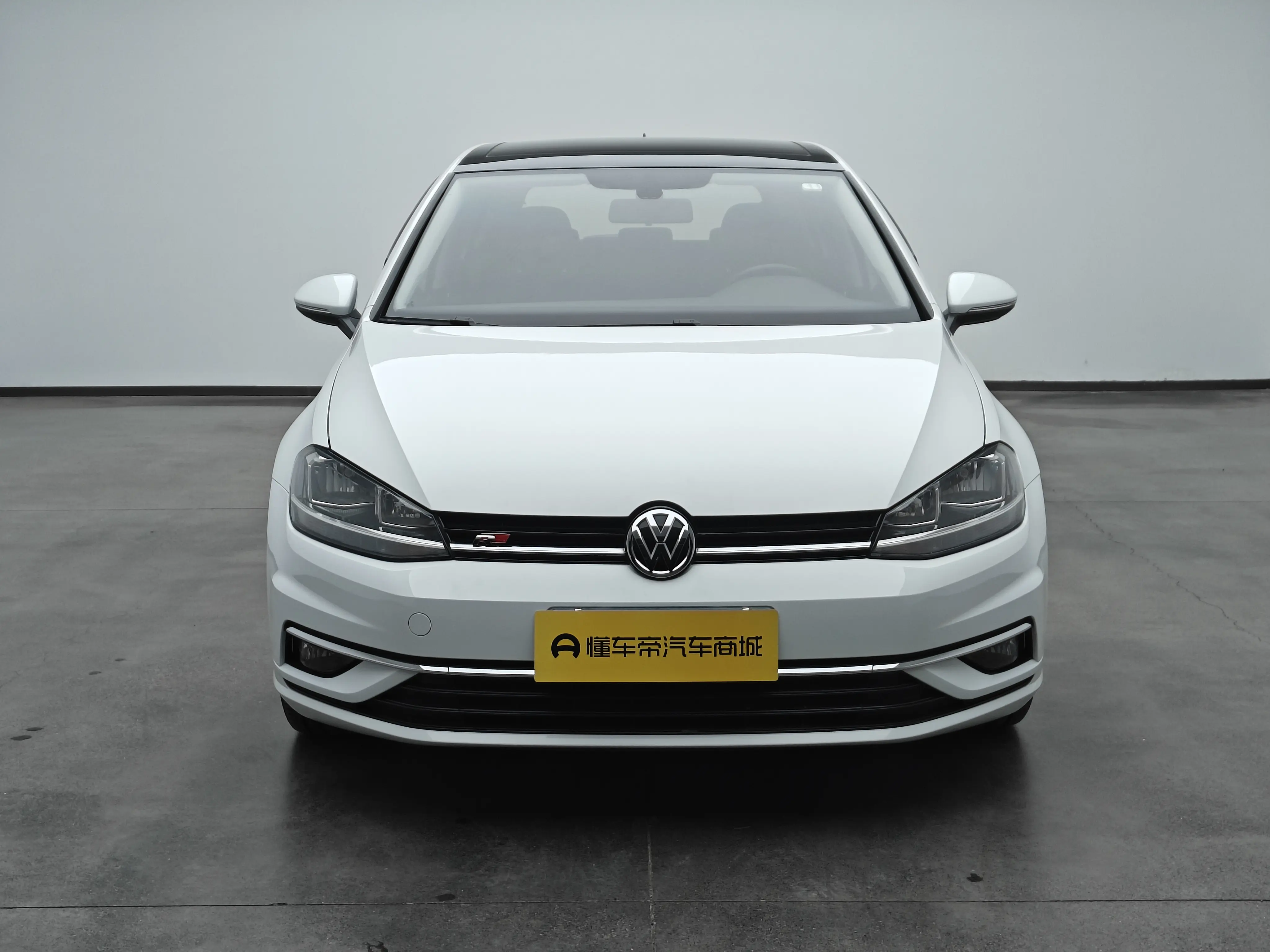 Volkswagen Golf  из Китая
