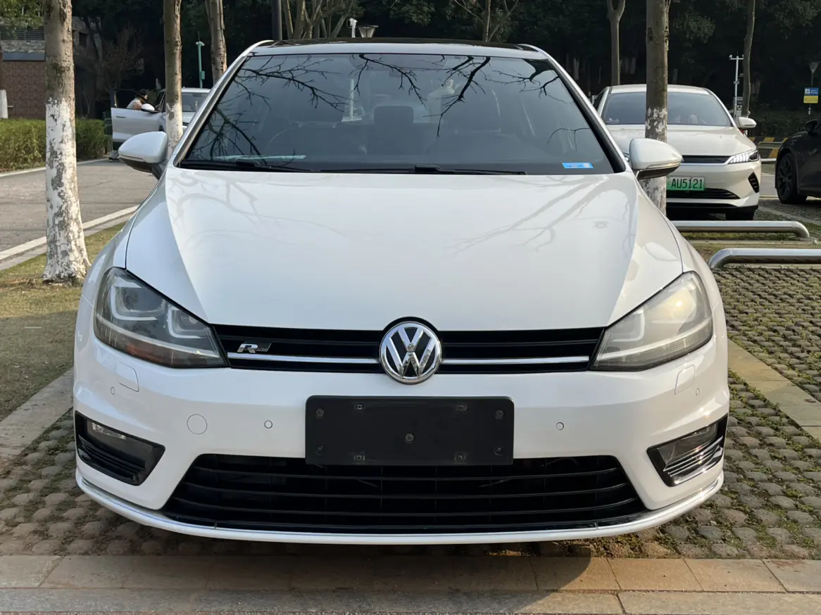 Volkswagen Golf  из Китая