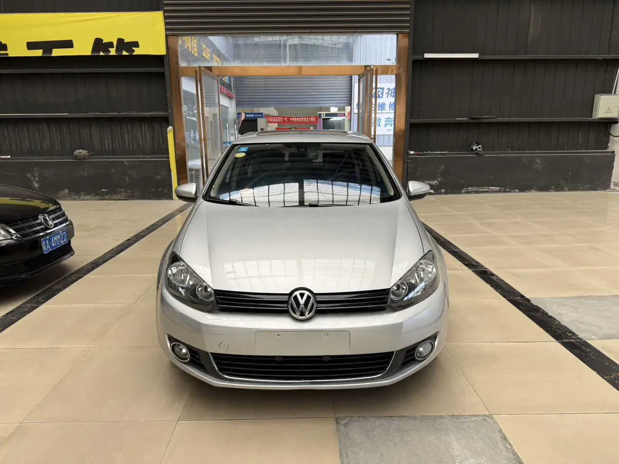 Volkswagen Golf  из Китая