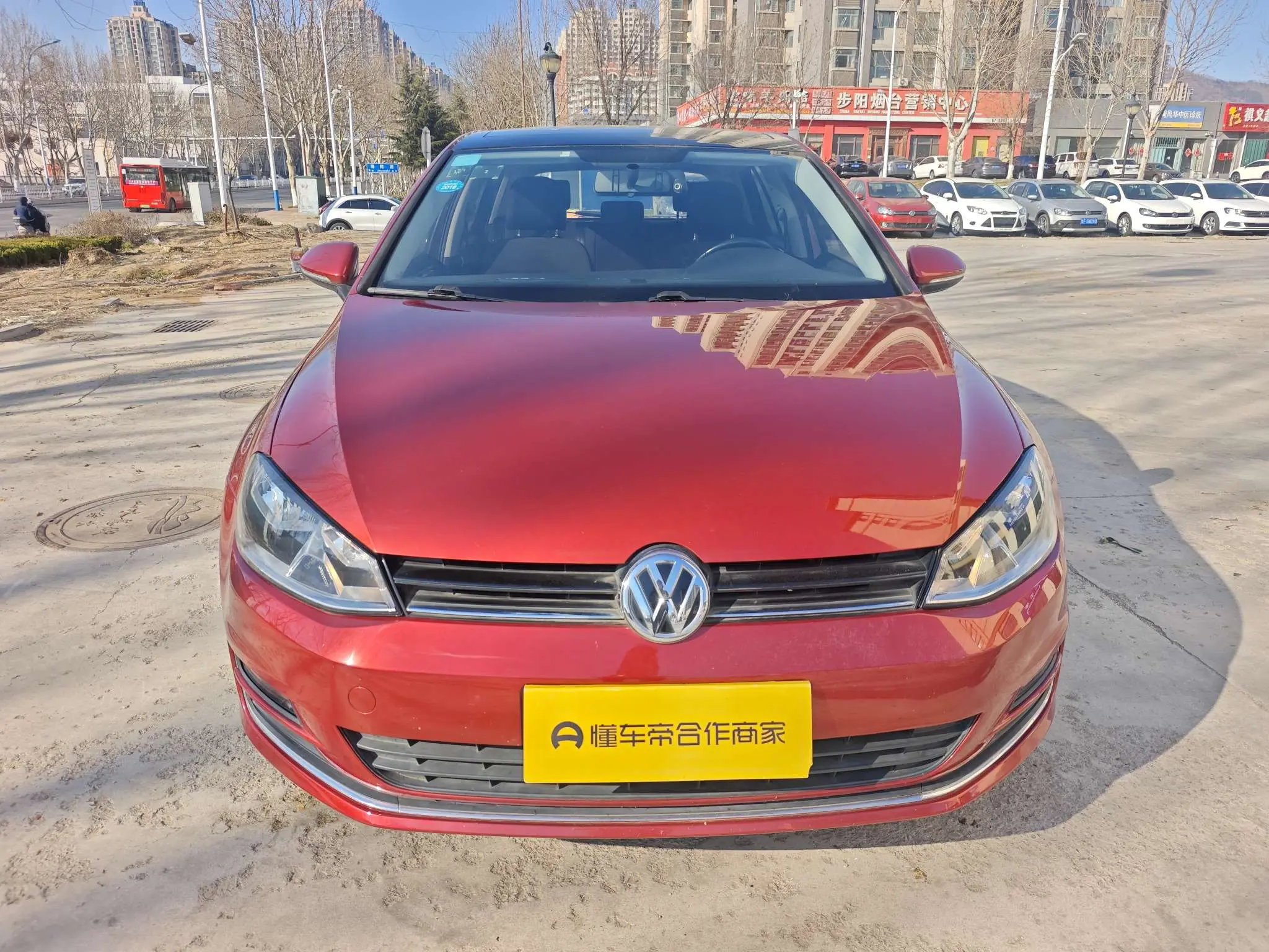 Volkswagen Golf  из Китая