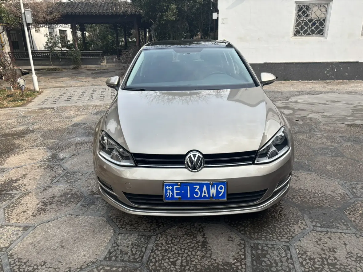 Volkswagen Golf  из Китая
