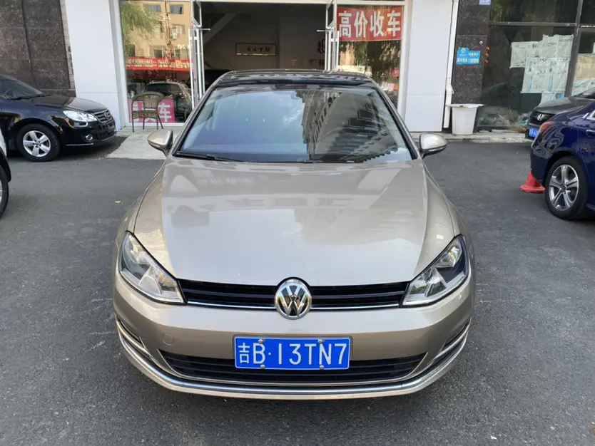 Volkswagen Golf  из Китая