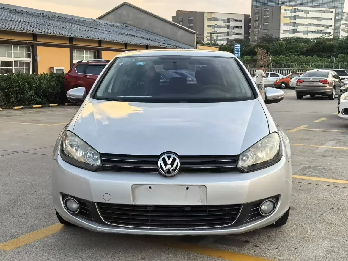 Volkswagen Golf  из Китая