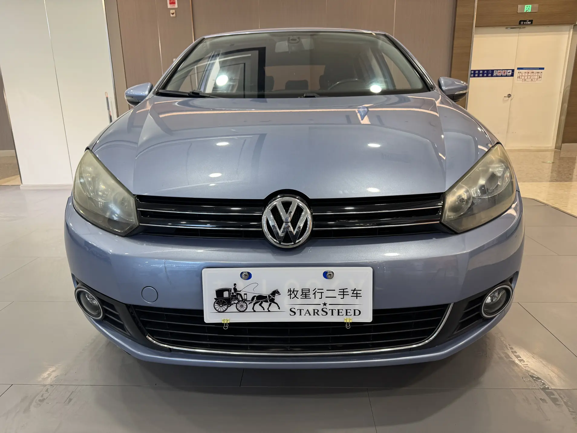 Volkswagen Golf  из Китая