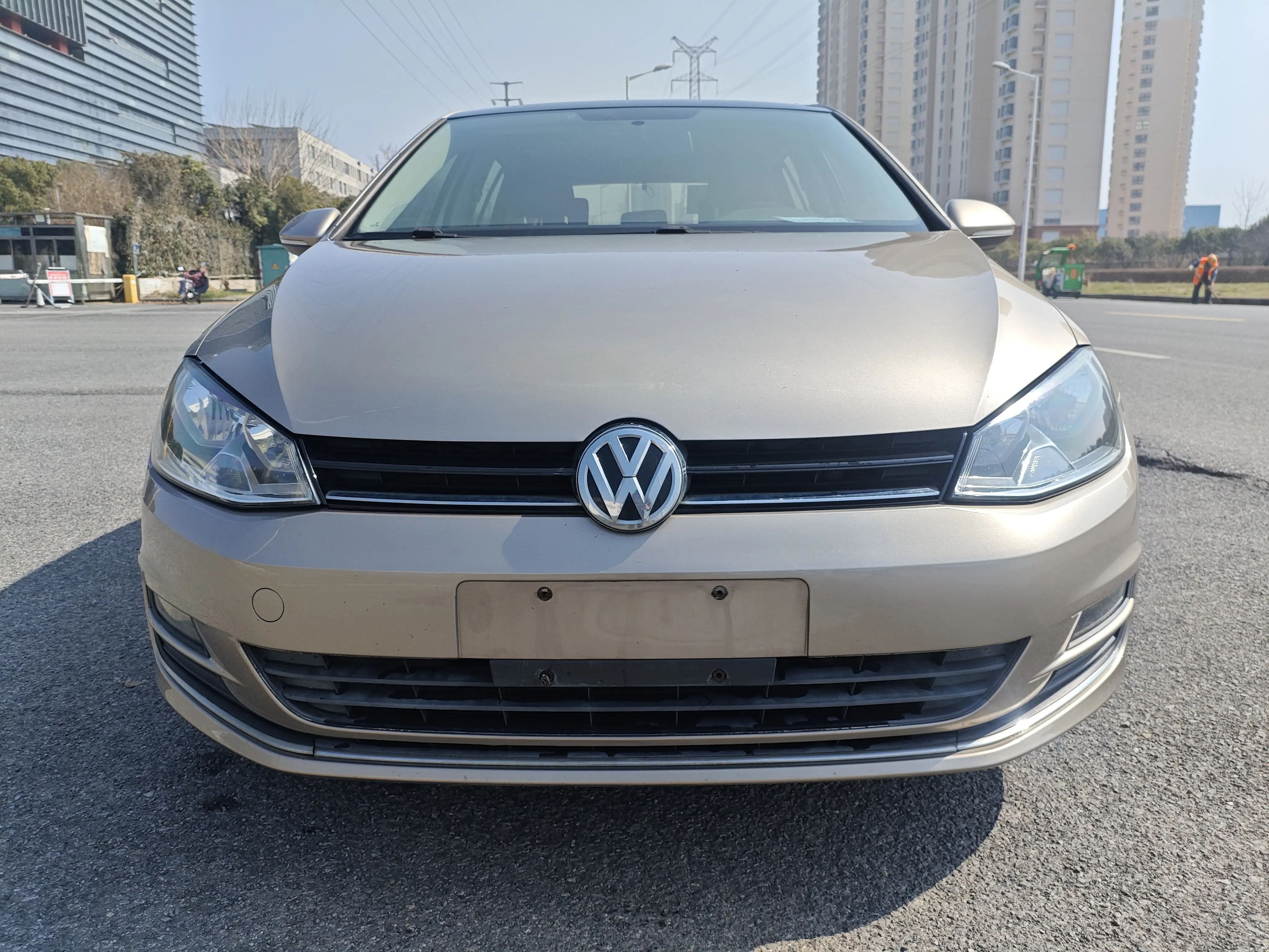 Volkswagen Golf  из Китая