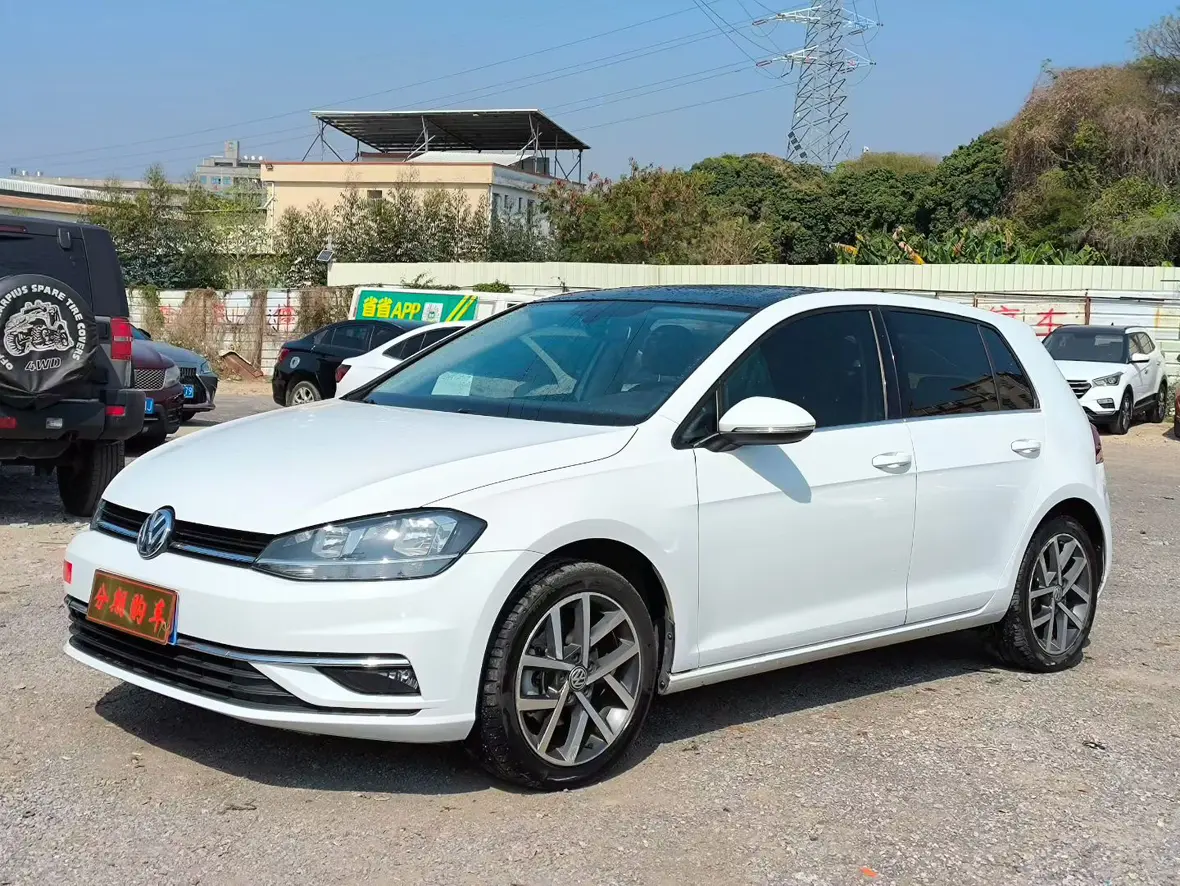 Volkswagen Golf  из Китая
