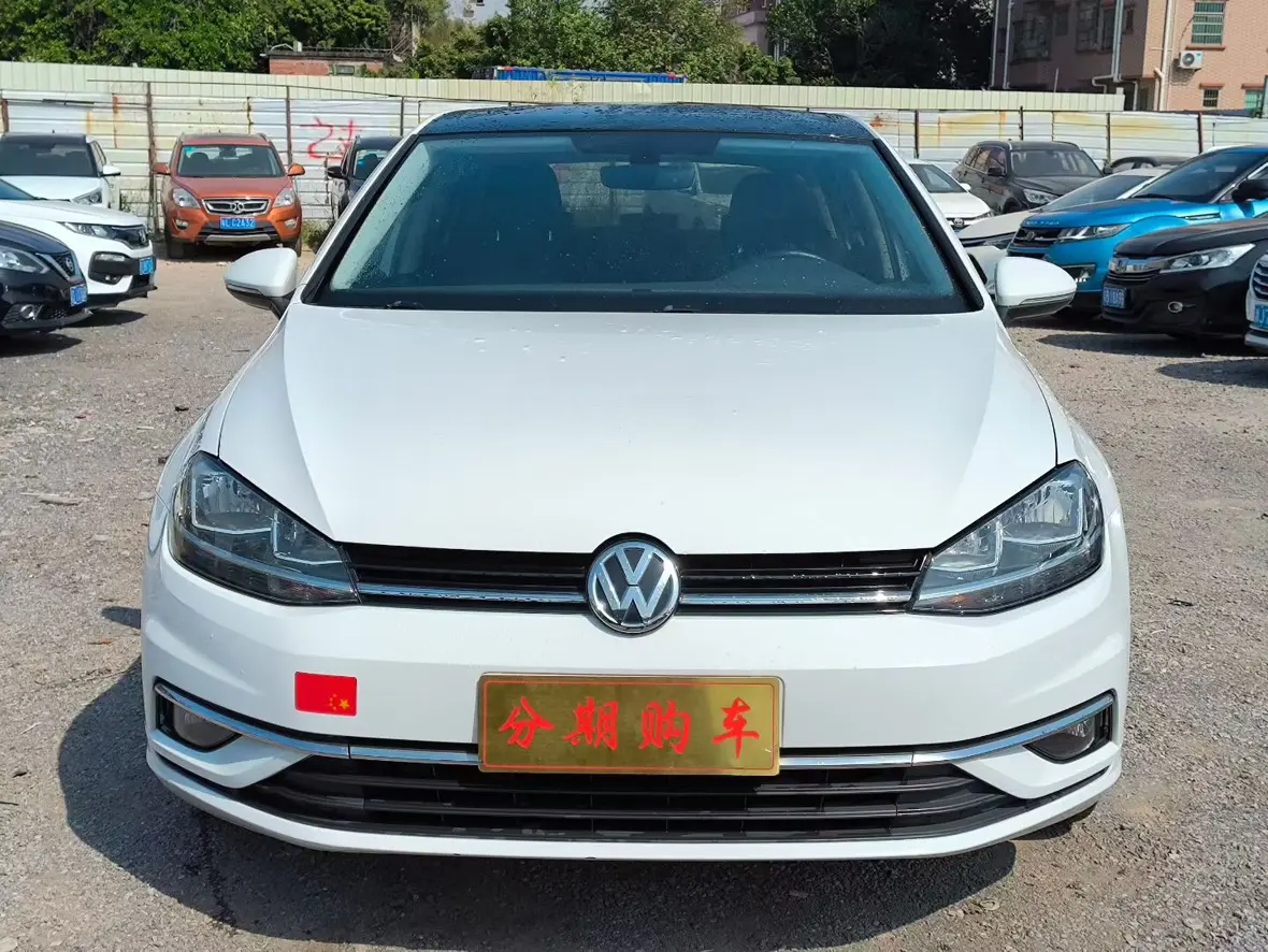 Volkswagen Golf  из Китая