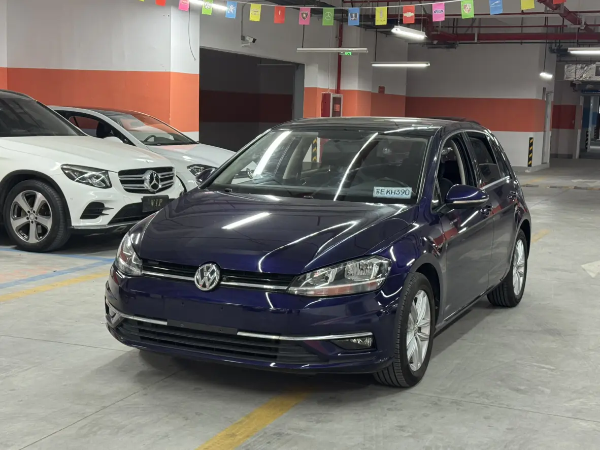 Volkswagen Golf  из Китая