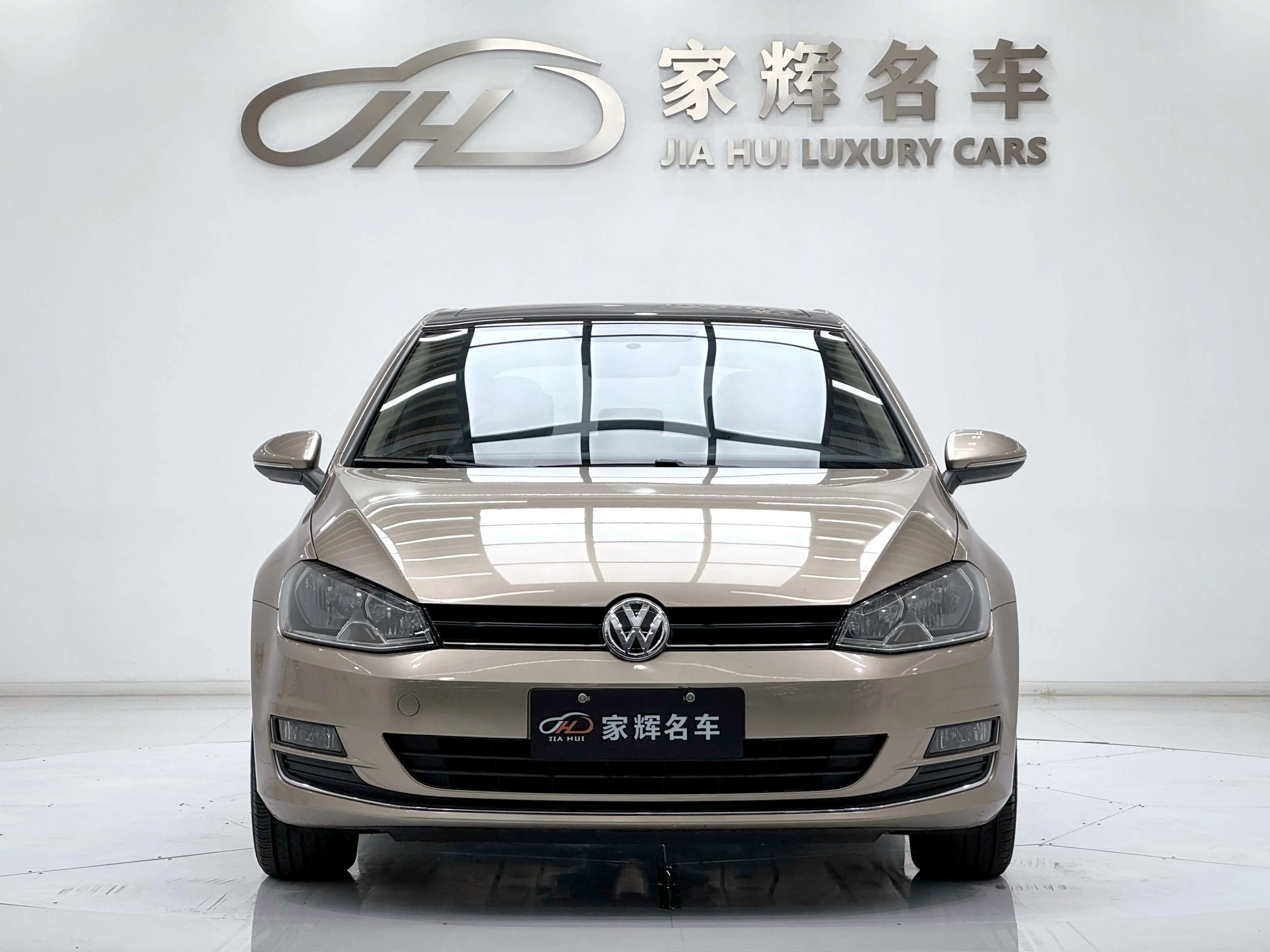 Volkswagen Golf  из Китая