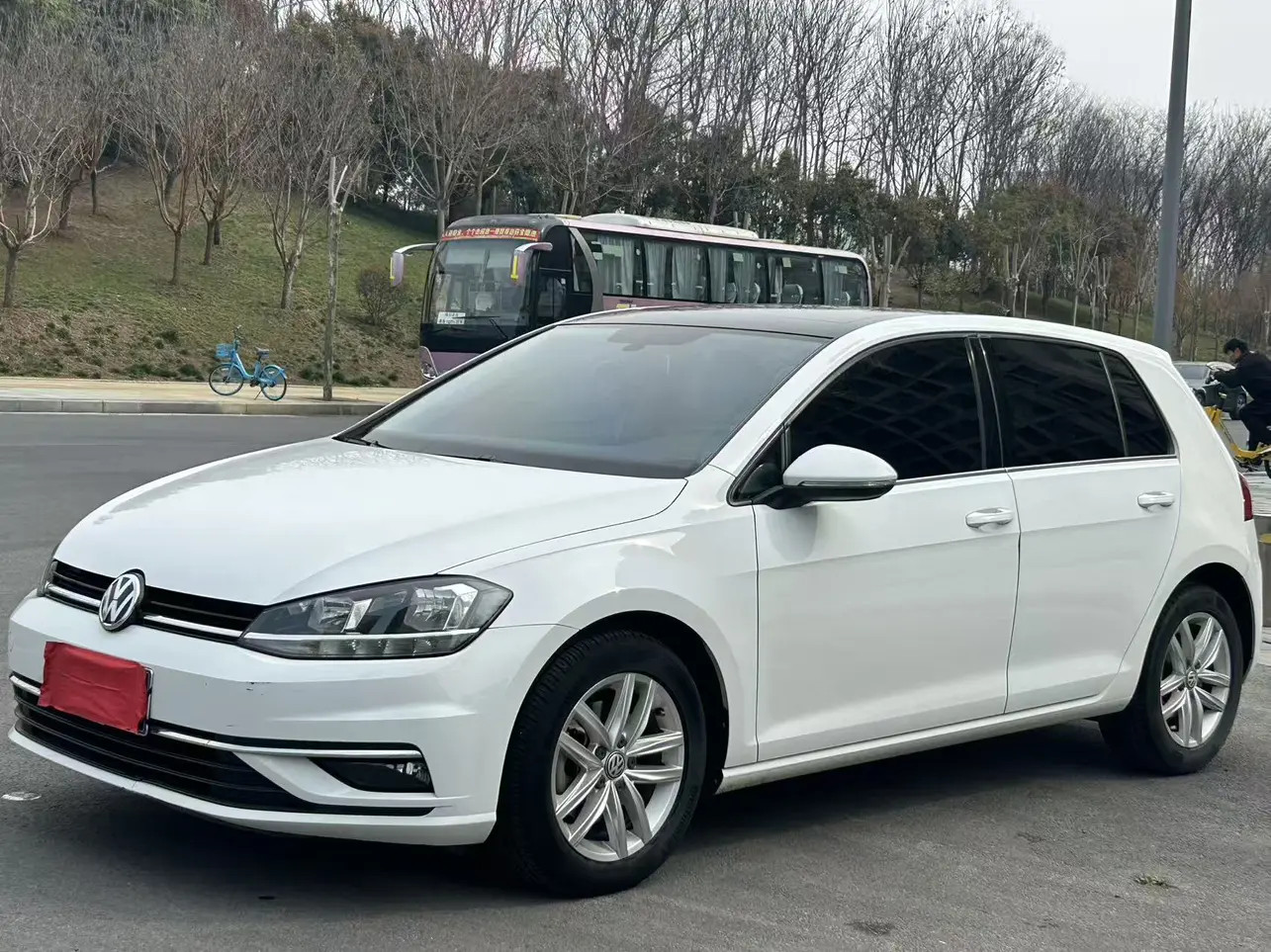 Volkswagen Golf  из Китая