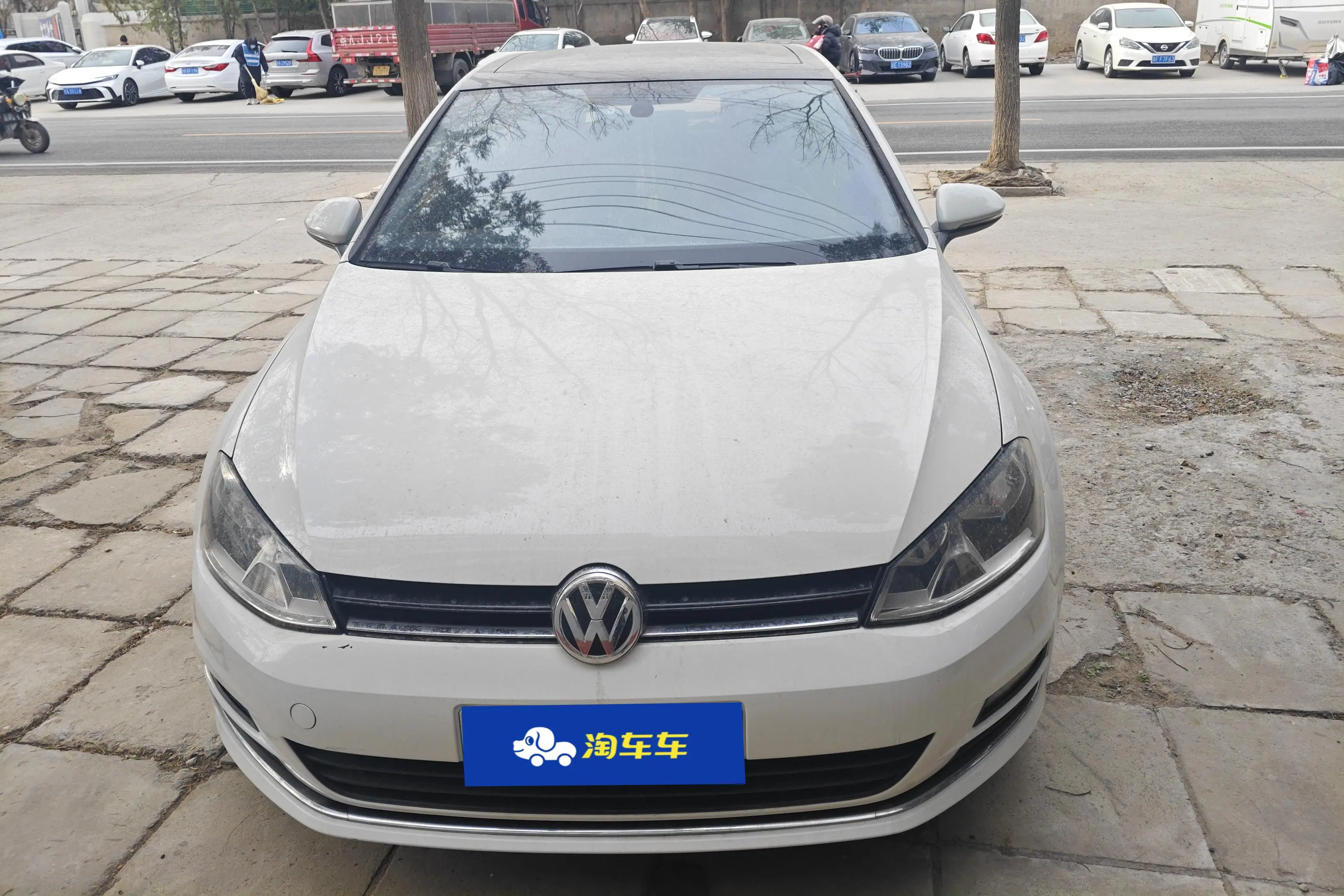 Volkswagen Golf  из Китая