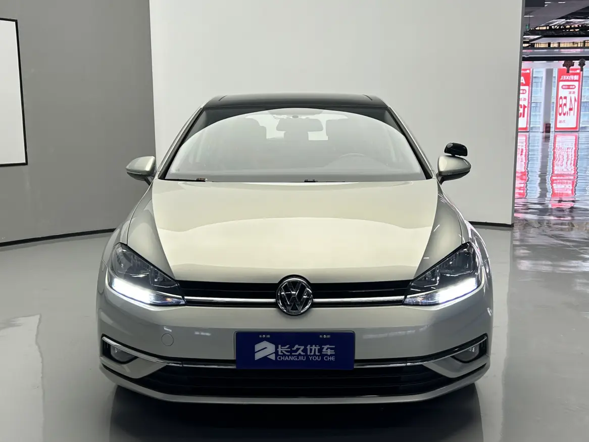 Volkswagen Golf  из Китая