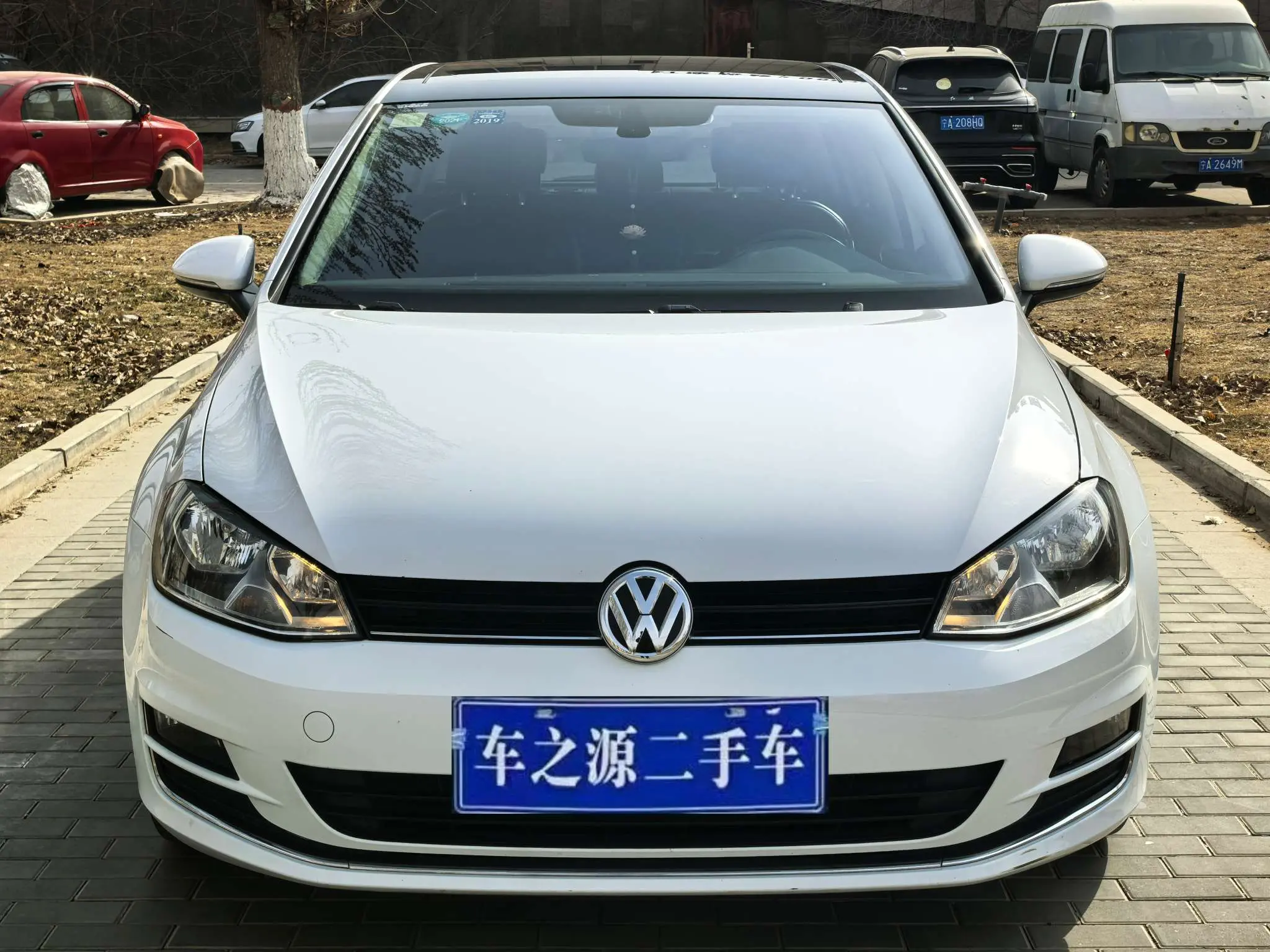 Volkswagen Golf  из Китая