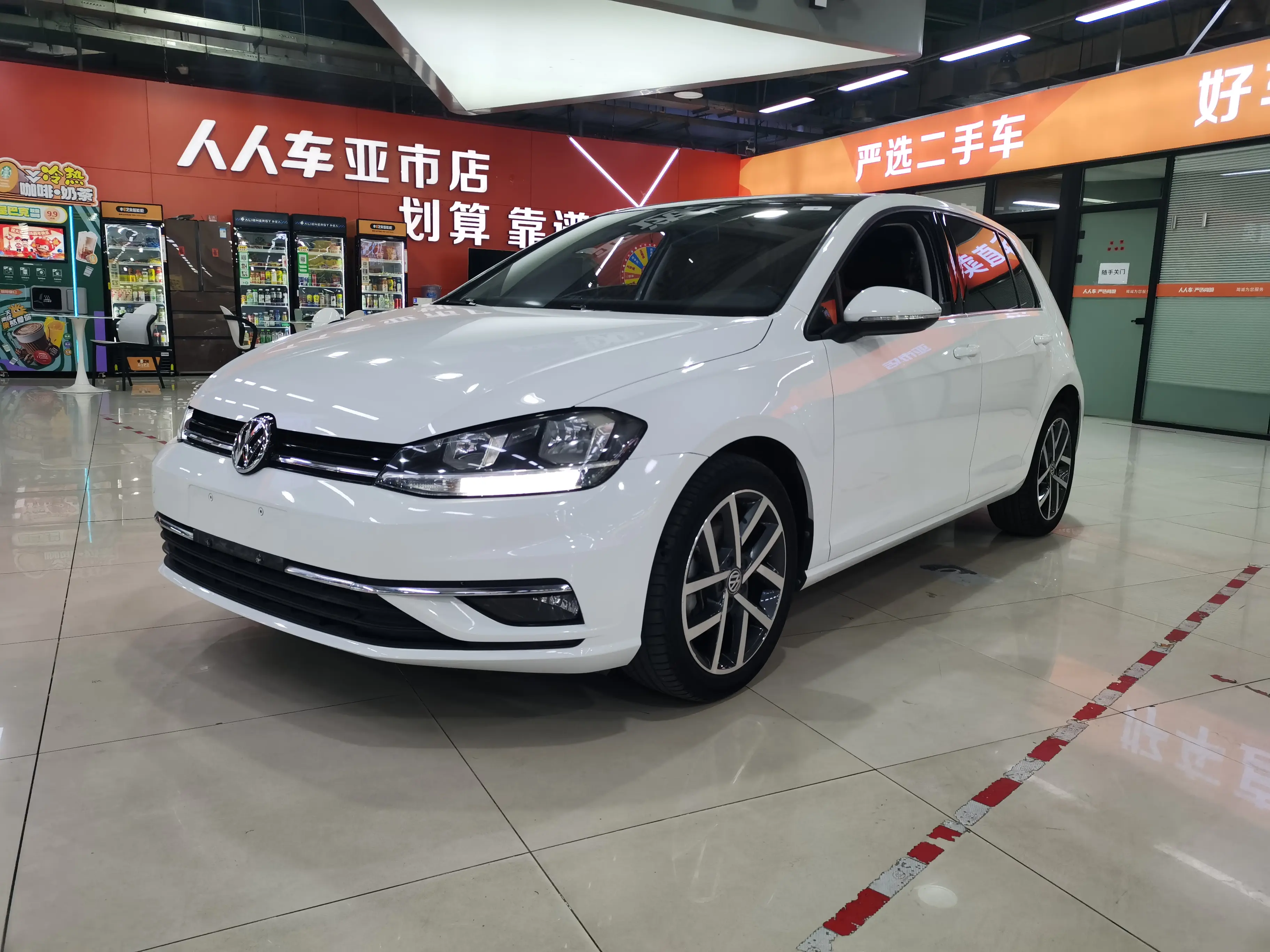 Volkswagen Golf