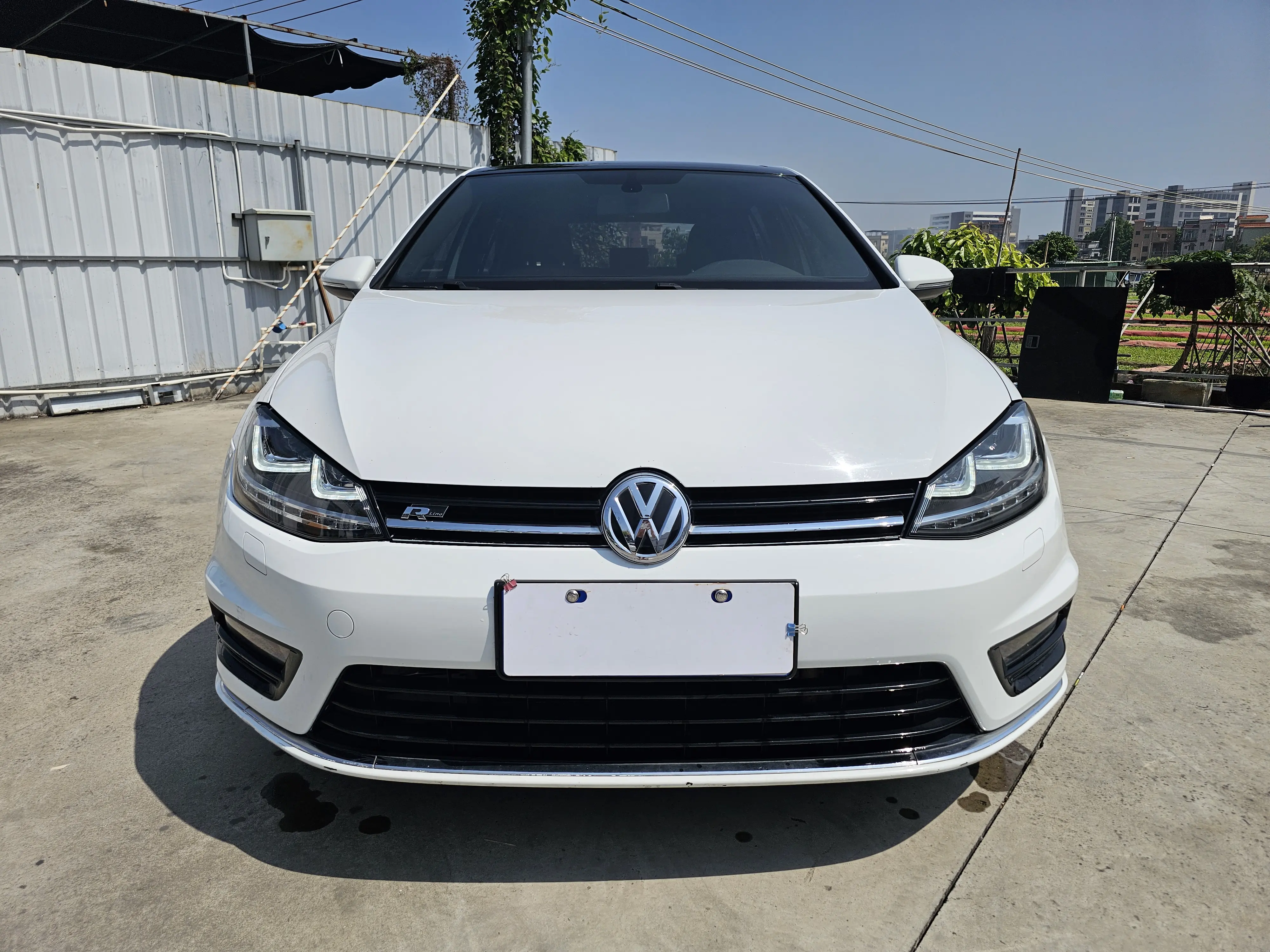 Volkswagen Golf  из Китая