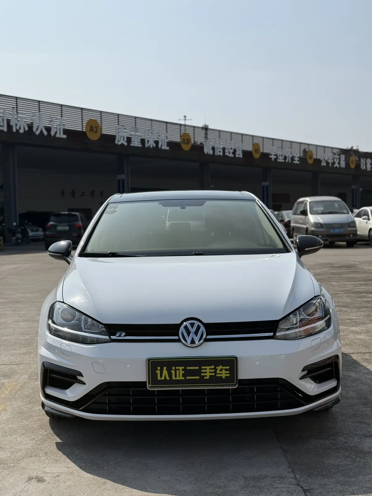 Volkswagen Golf  из Китая