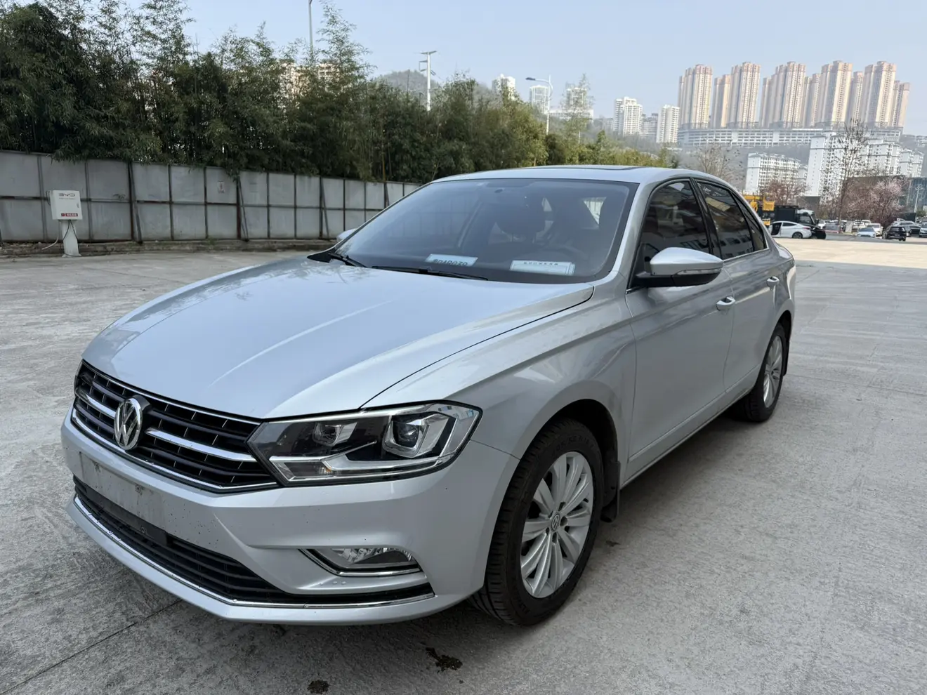 Volkswagen Bora  из Китая