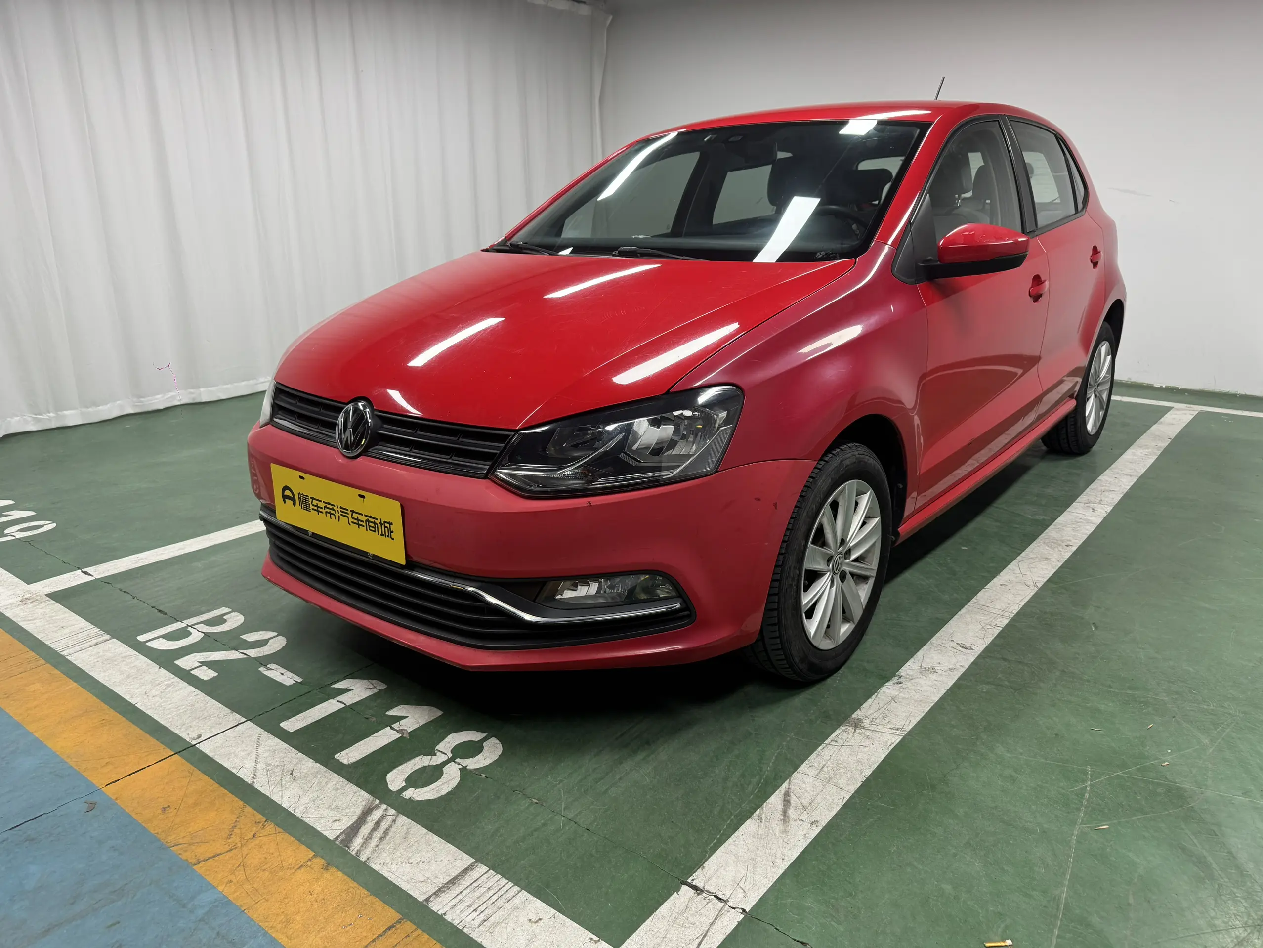 Volkswagen Polo  из Китая