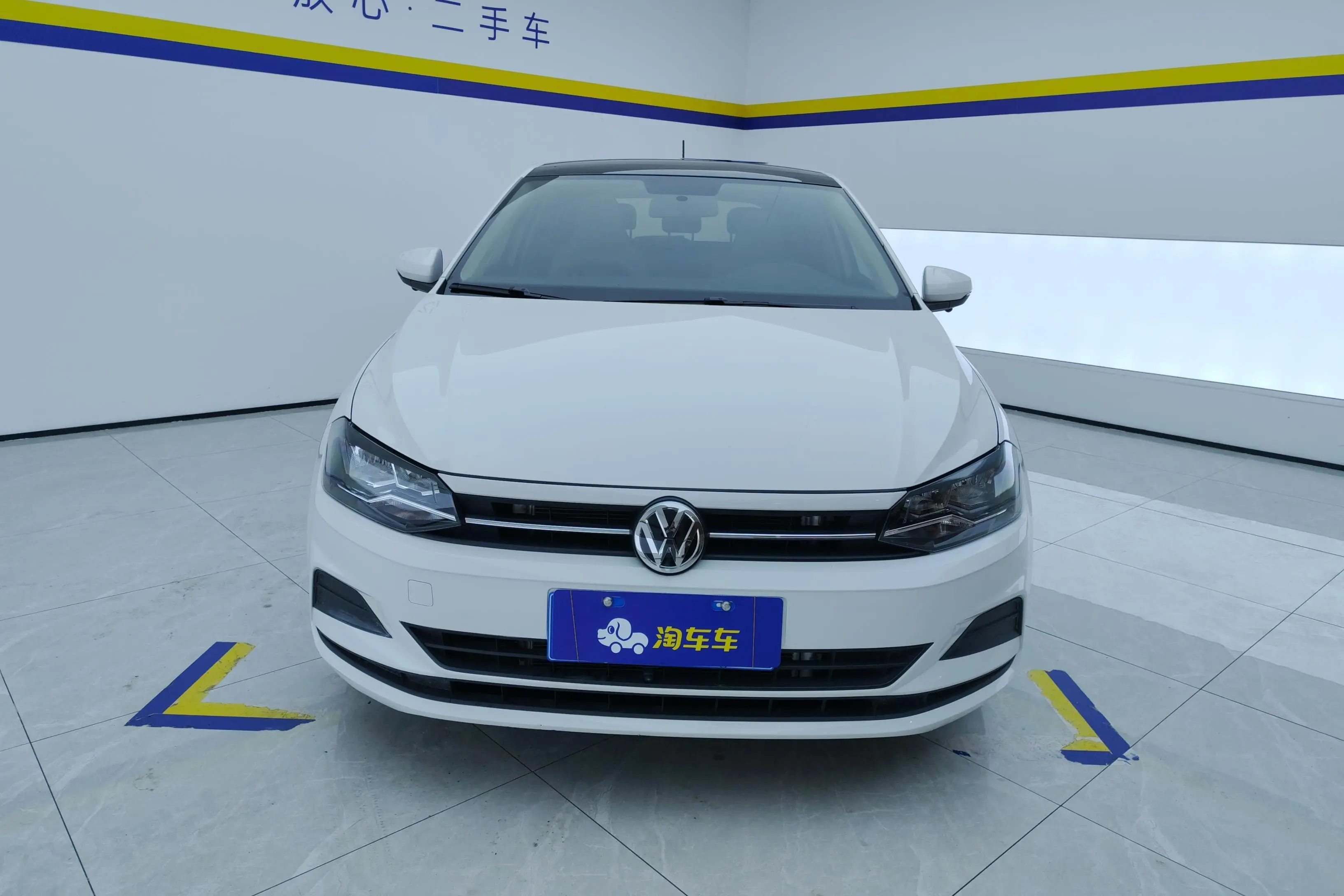 Volkswagen Polo  из Китая