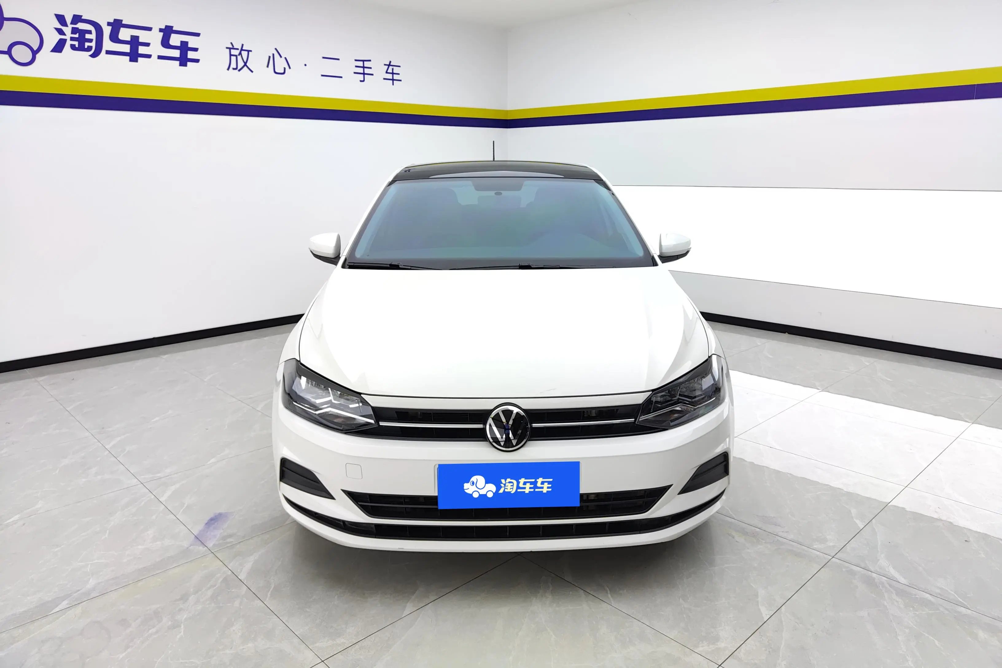 Volkswagen Polo  из Китая