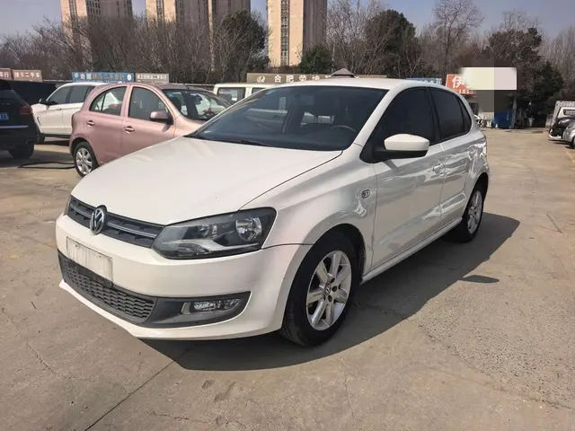 Volkswagen Polo  из Китая
