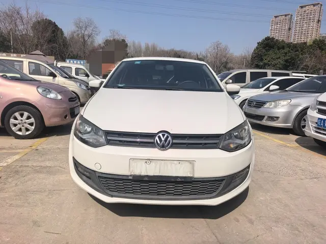 Volkswagen Polo  из Китая