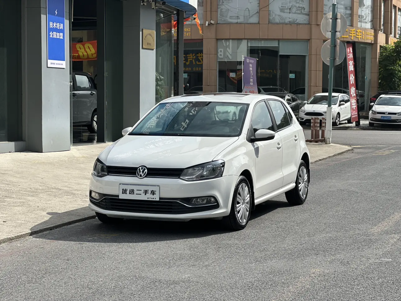 Volkswagen Polo  из Китая