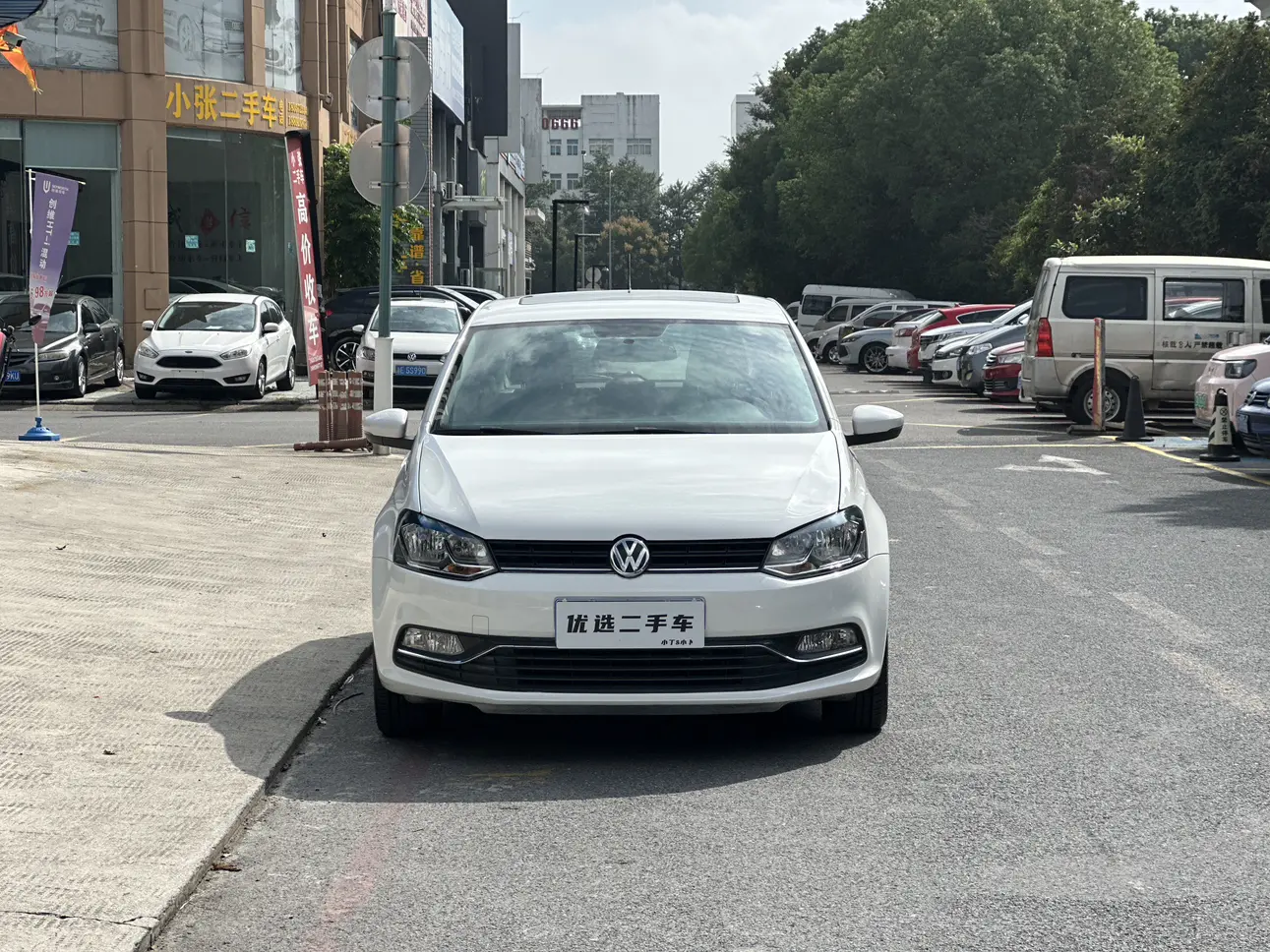 Volkswagen Polo  из Китая