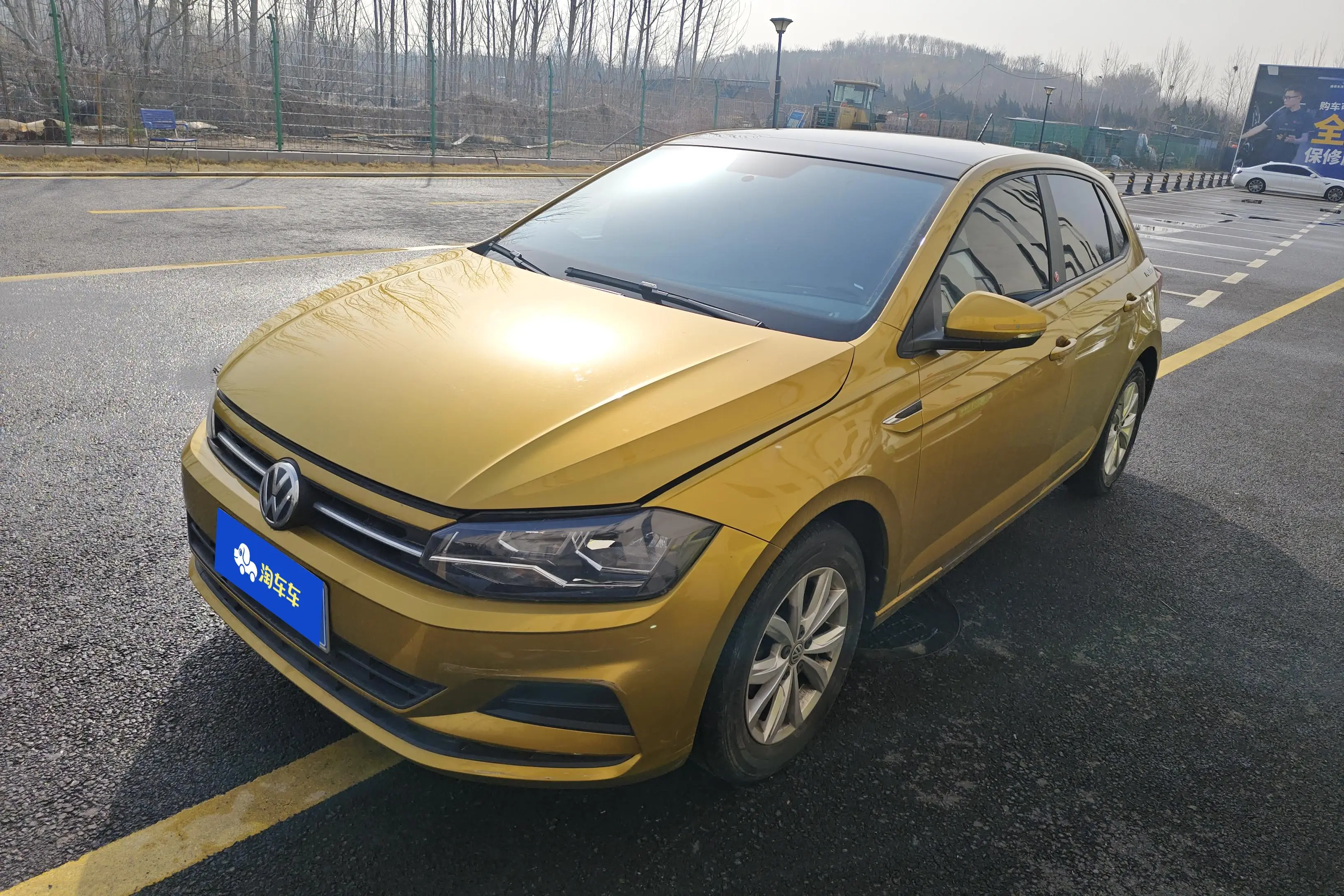 Volkswagen Polo  из Китая