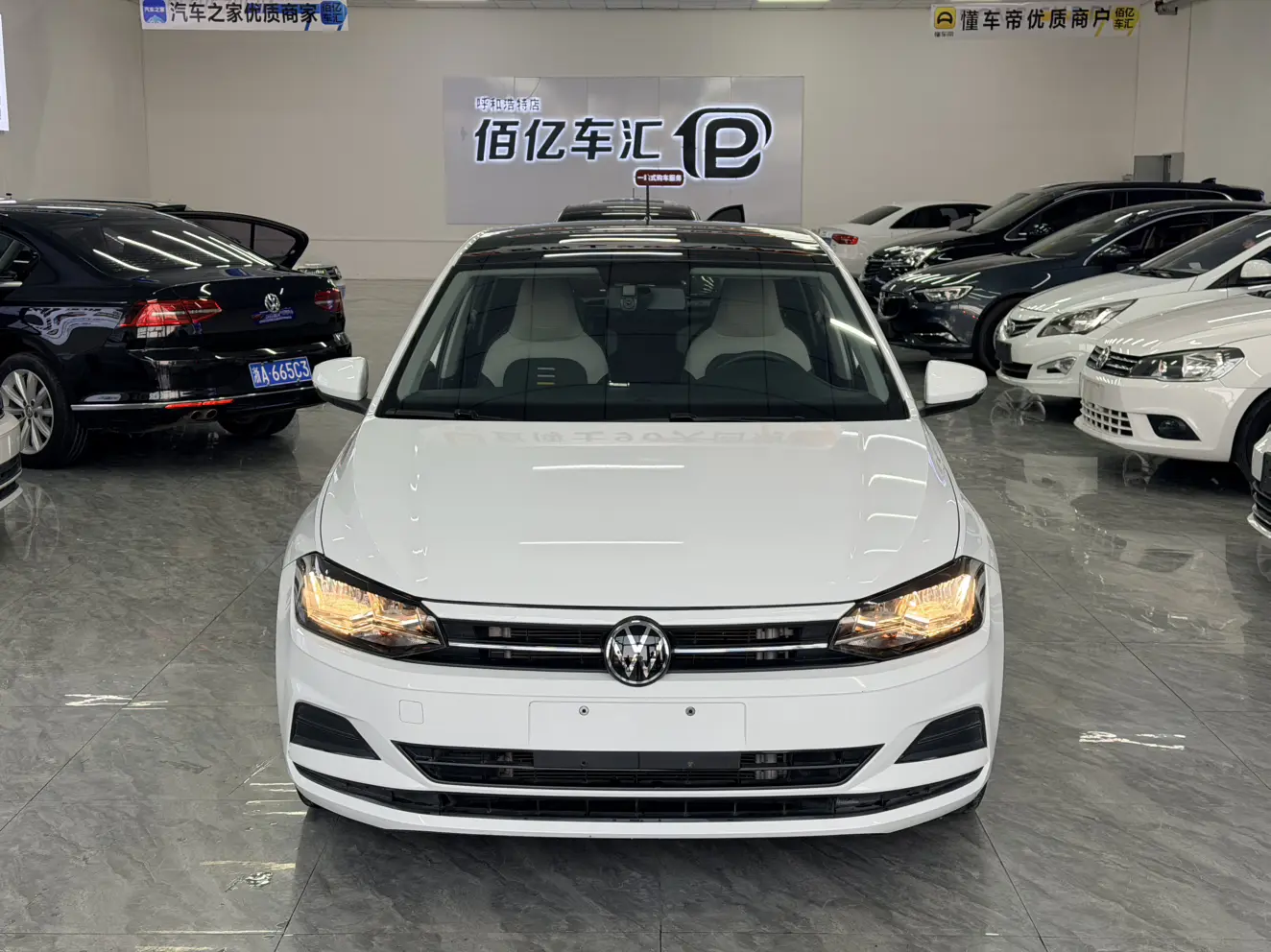 Volkswagen Polo  из Китая
