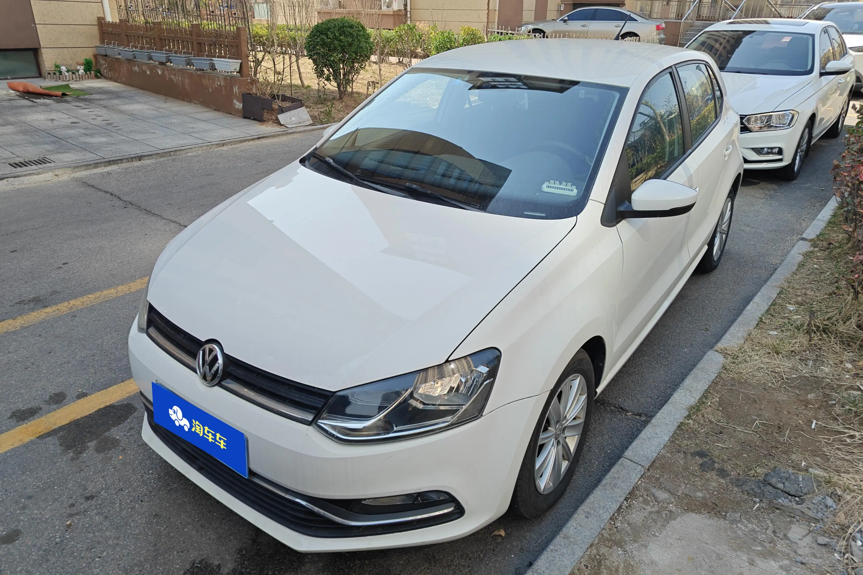 Volkswagen Polo  из Китая