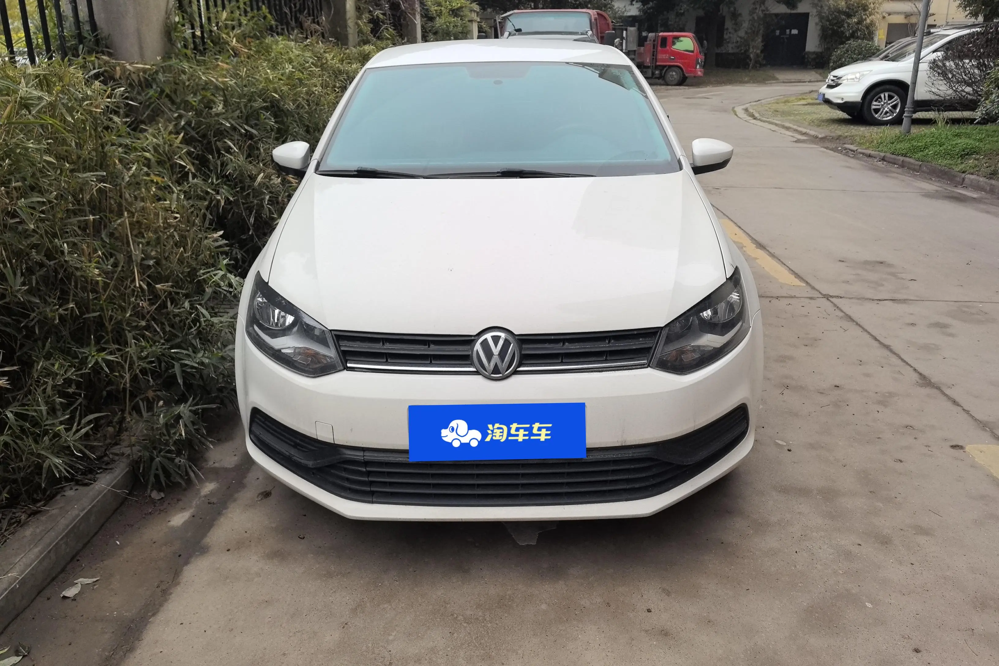 Volkswagen Polo  из Китая