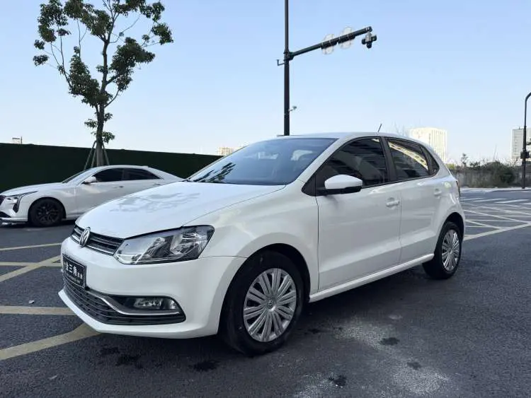 Volkswagen Polo  из Китая