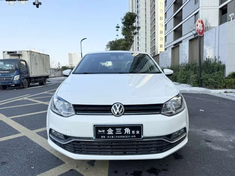 Volkswagen Polo  из Китая