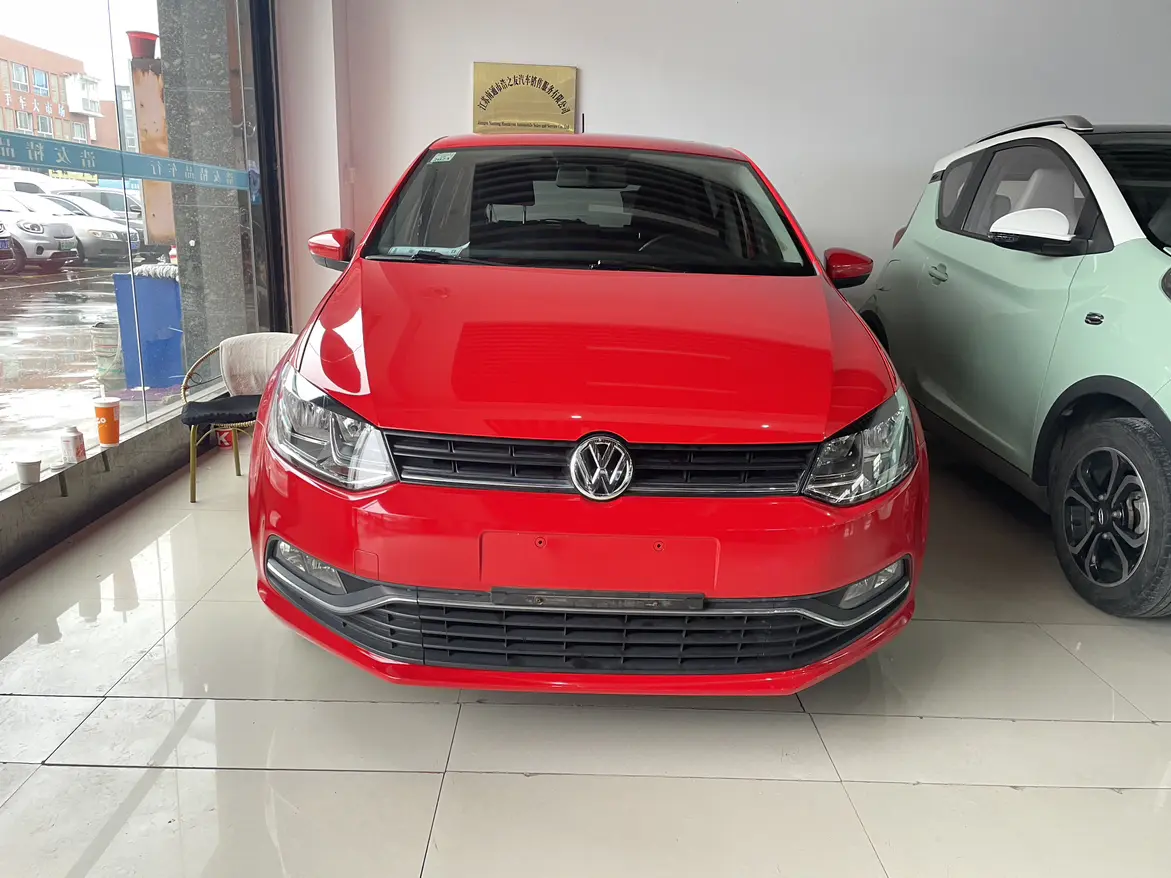 Volkswagen Polo  из Китая
