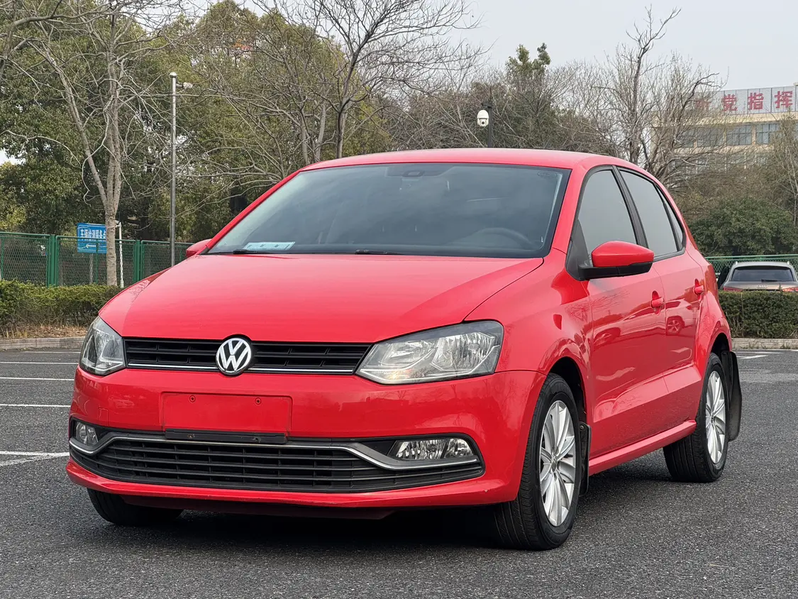 Volkswagen Polo  из Китая