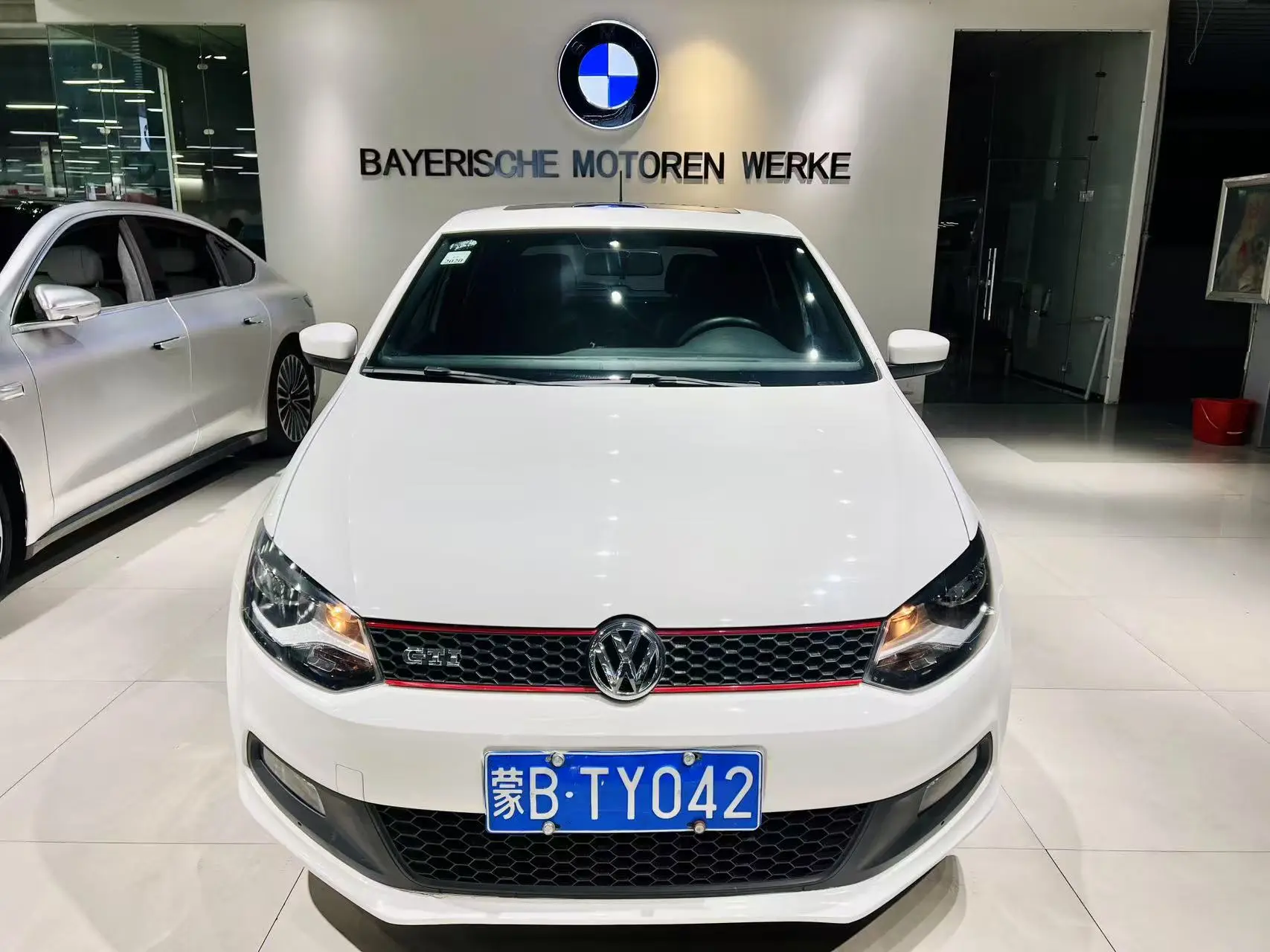 Volkswagen Polo  из Китая