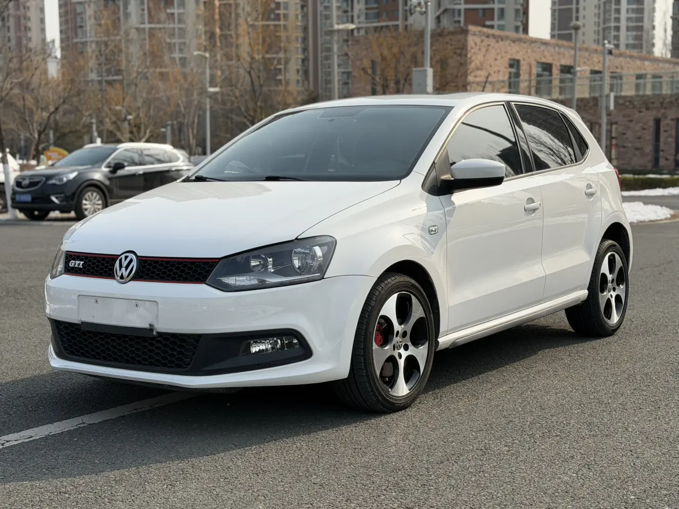 Volkswagen Polo  из Китая
