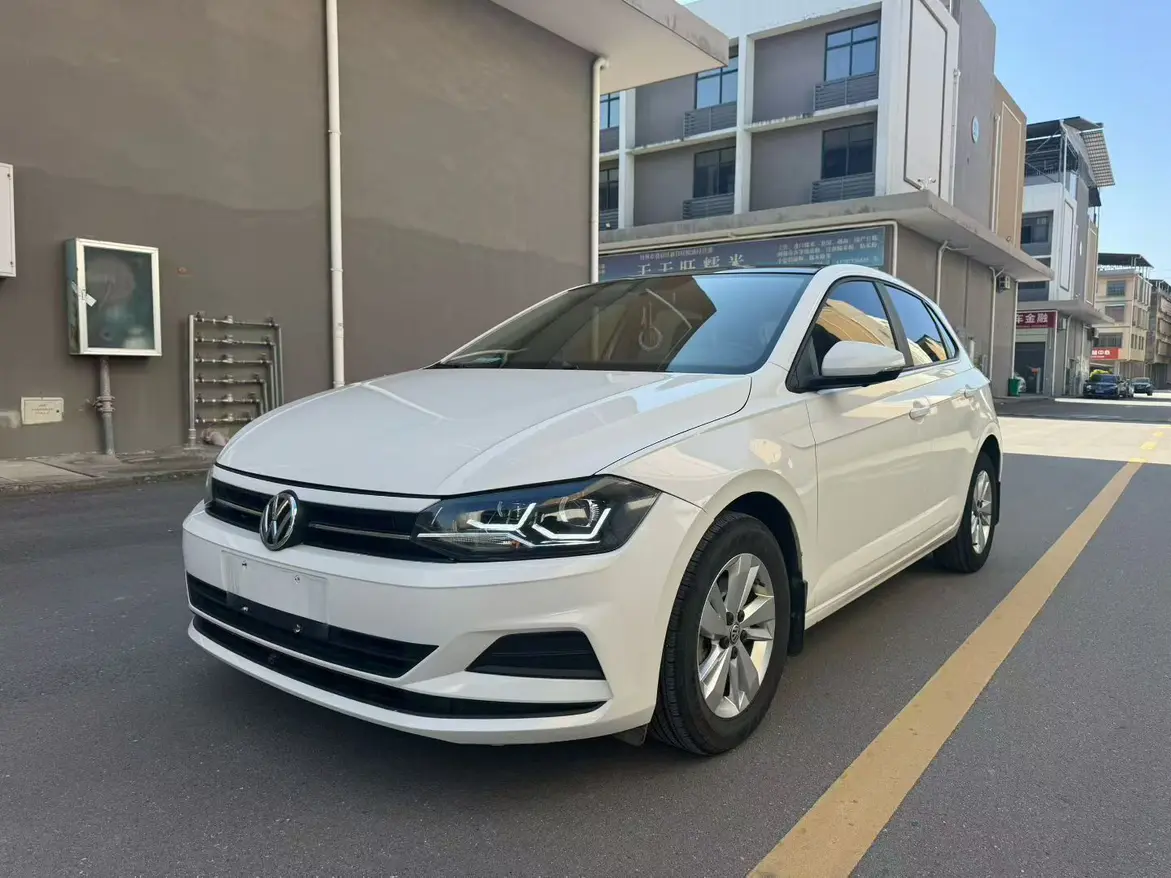 Volkswagen Polo  из Китая