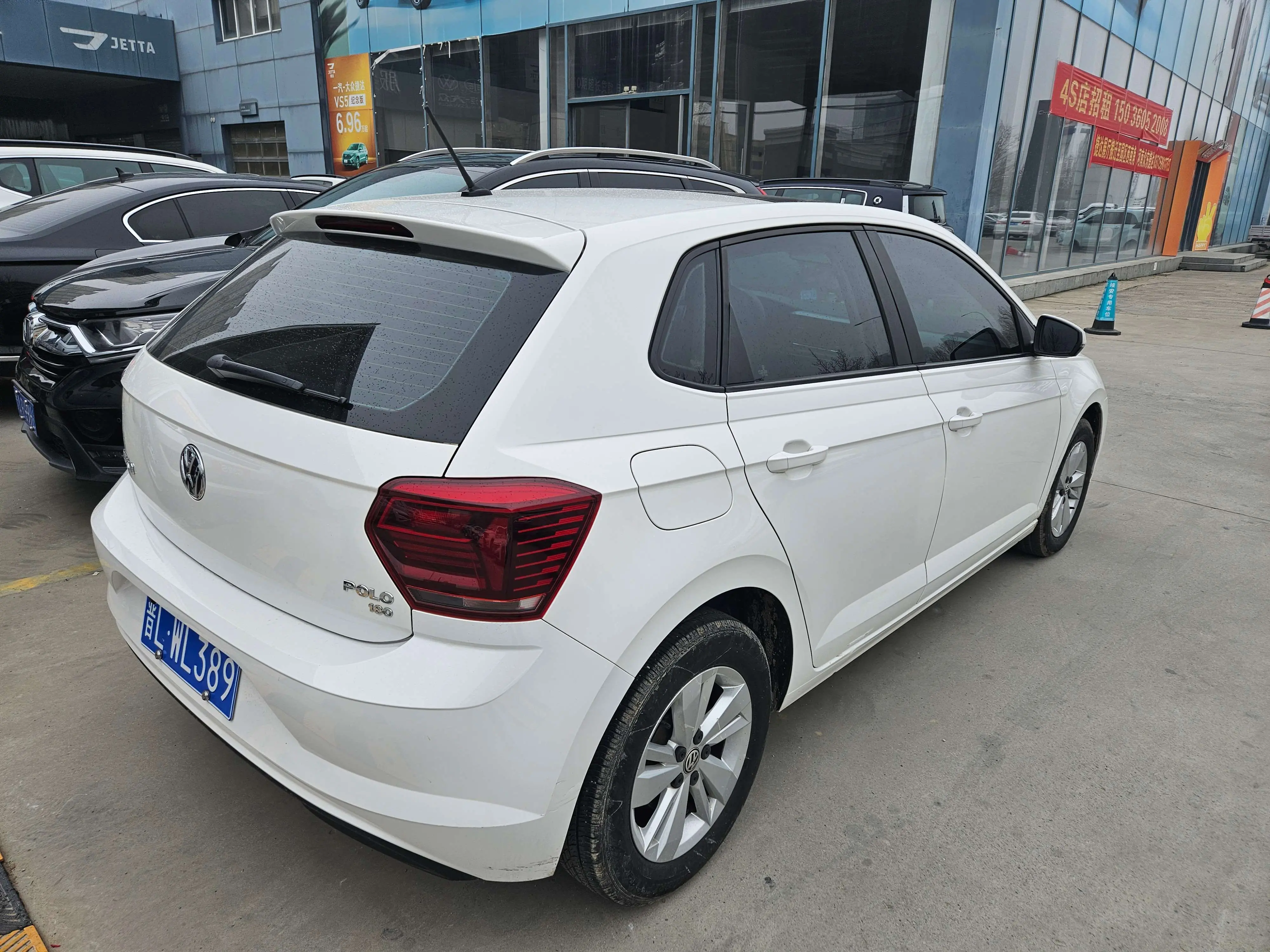 Volkswagen Polo  из Китая