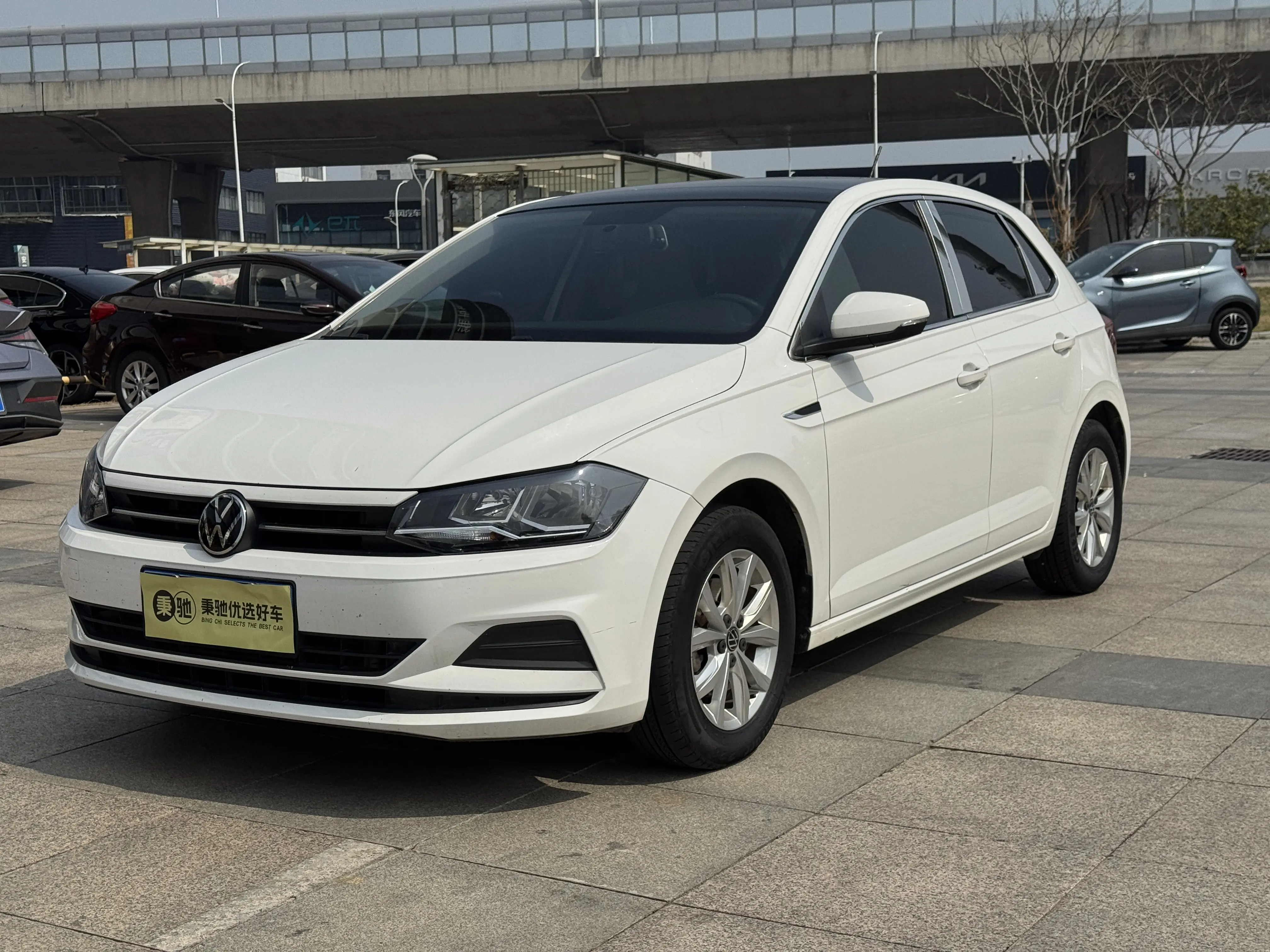 Volkswagen Polo  из Китая