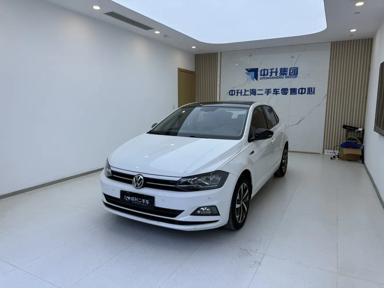 Volkswagen Polo  из Китая