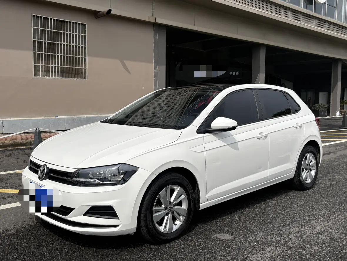Volkswagen Polo  из Китая