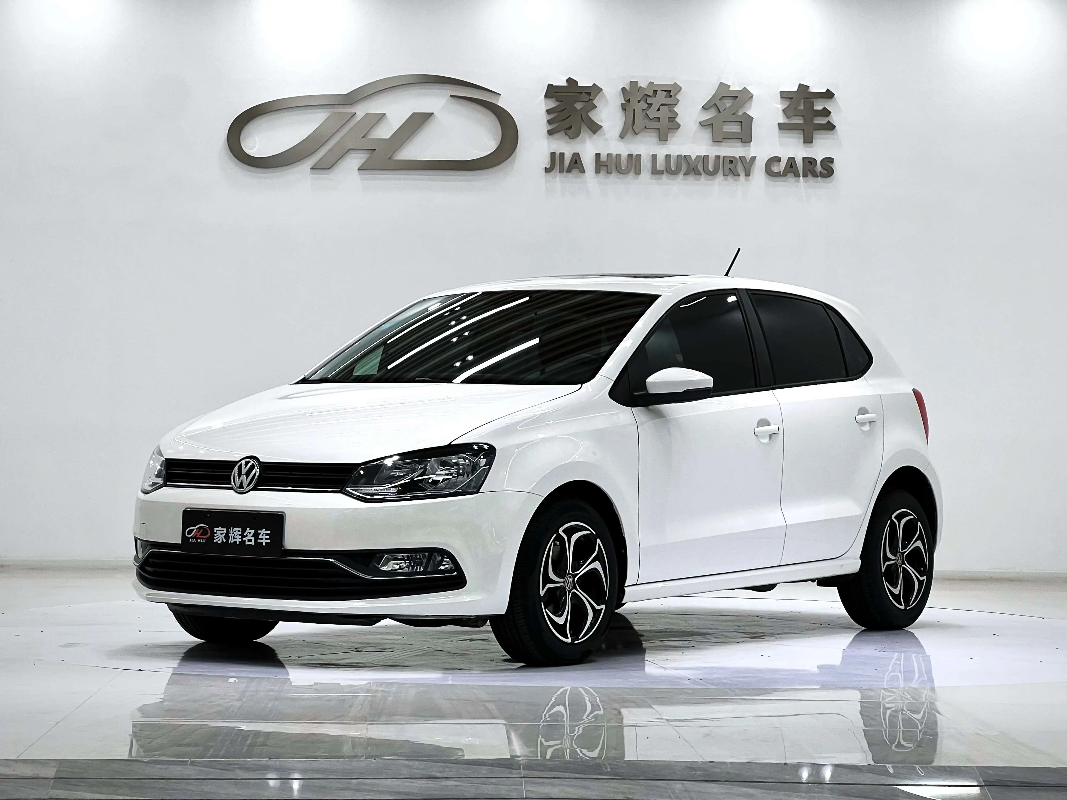 Volkswagen Polo  из Китая