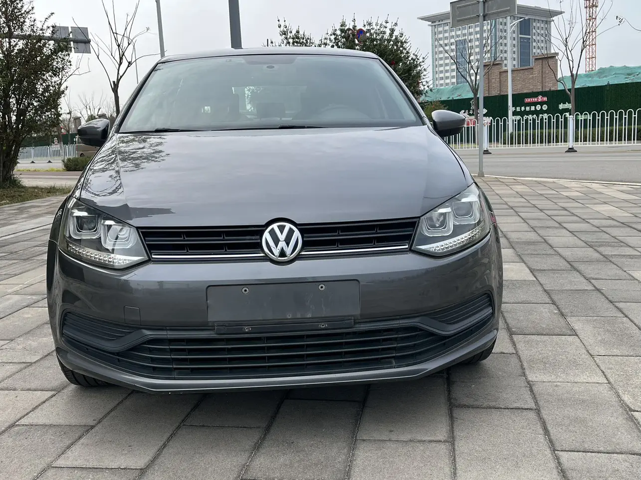 Volkswagen Polo  из Китая