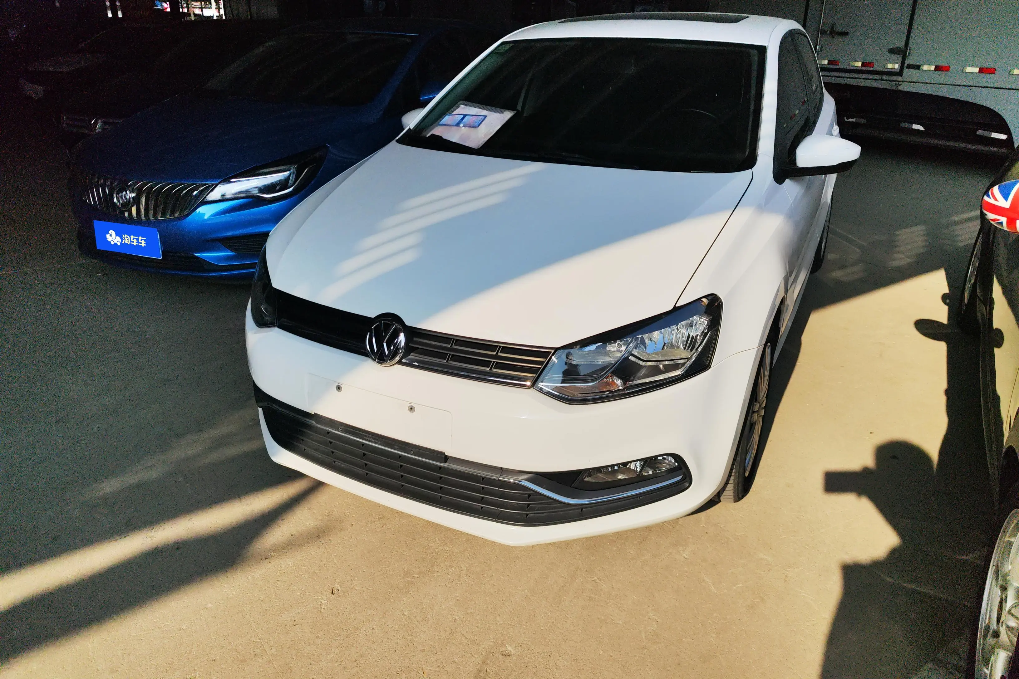 Volkswagen Polo  из Китая