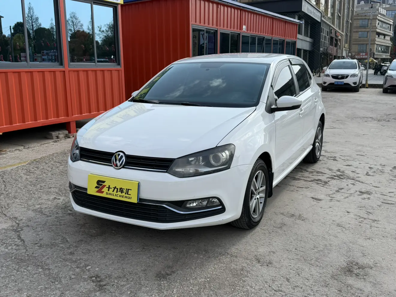 Volkswagen Polo  из Китая