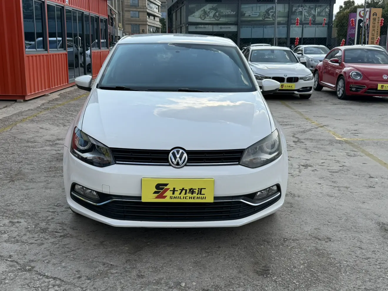 Volkswagen Polo  из Китая