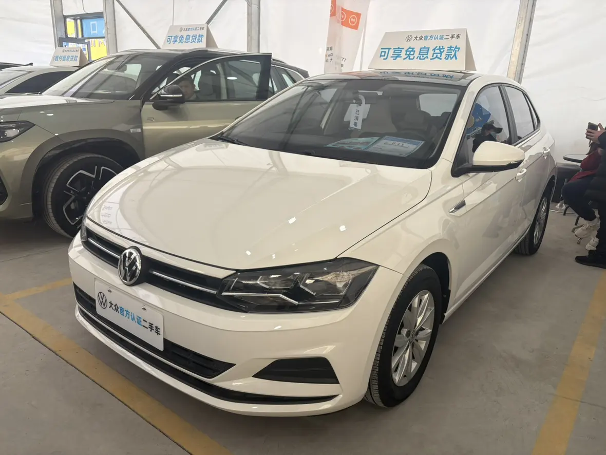 Volkswagen Polo  из Китая